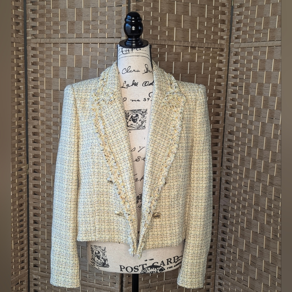 Woman's Zara double breasted blazer